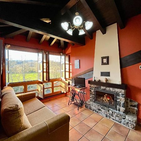 Apartamentos Turisticos Paseo De La Alameda Вальявисьоса Экстерьер фото