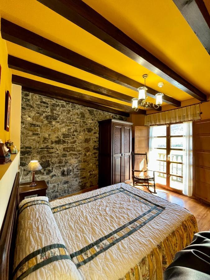 Apartamentos Turisticos Paseo De La Alameda Вальявисьоса Экстерьер фото