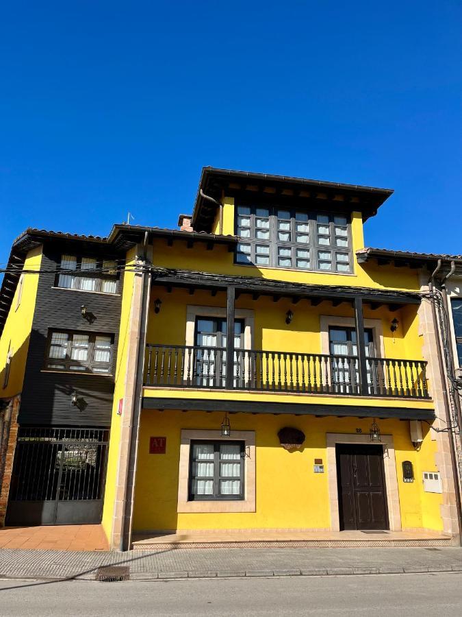 Apartamentos Turisticos Paseo De La Alameda Вальявисьоса Экстерьер фото