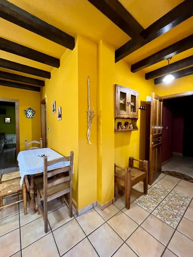 Apartamentos Turisticos Paseo De La Alameda Вальявисьоса Экстерьер фото