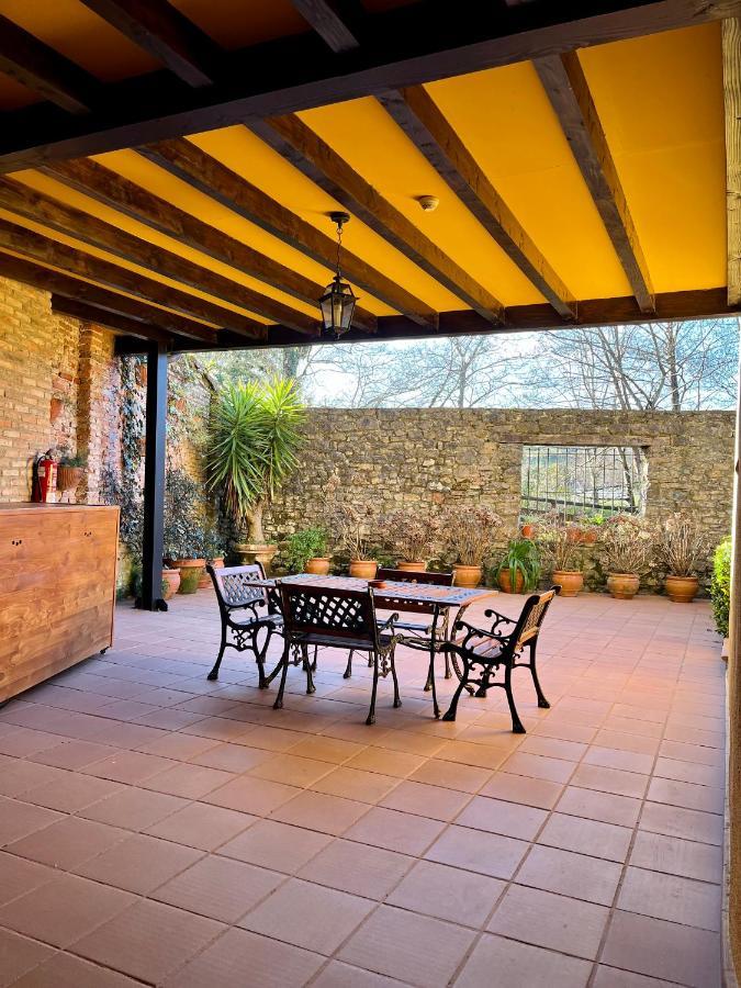 Apartamentos Turisticos Paseo De La Alameda Вальявисьоса Экстерьер фото