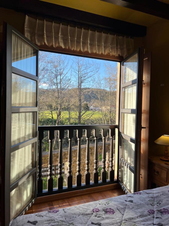 Apartamentos Turisticos Paseo De La Alameda Вальявисьоса Экстерьер фото