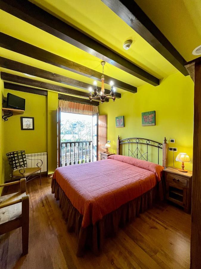 Apartamentos Turisticos Paseo De La Alameda Вальявисьоса Экстерьер фото