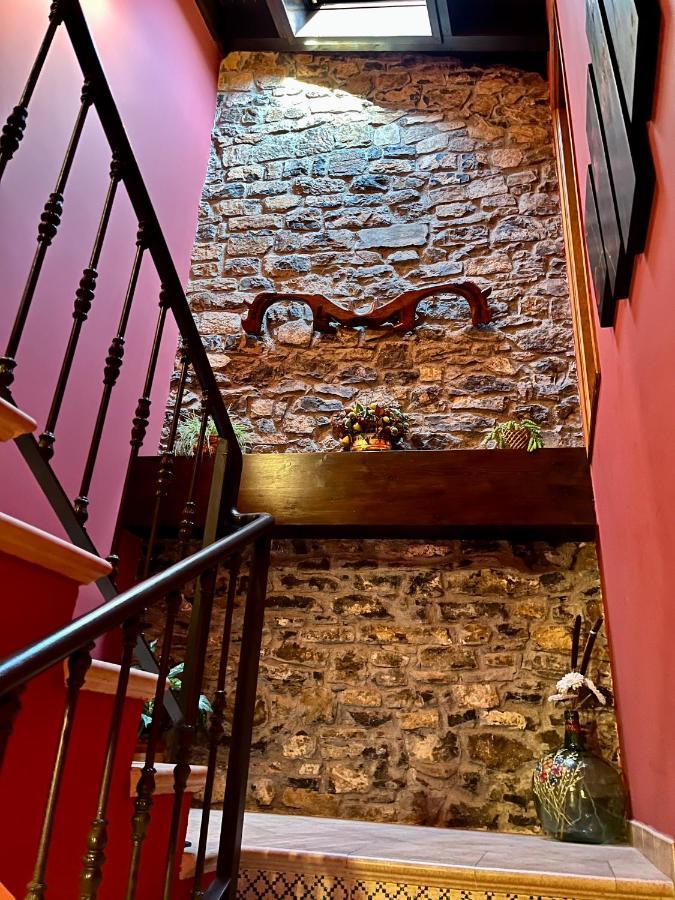 Apartamentos Turisticos Paseo De La Alameda Вальявисьоса Экстерьер фото