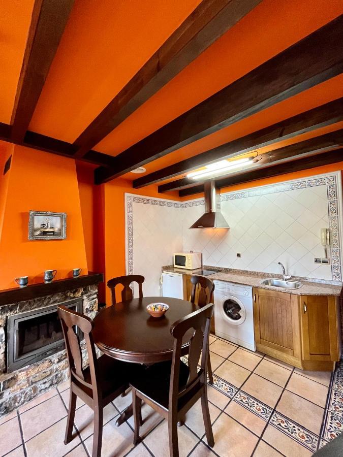 Apartamentos Turisticos Paseo De La Alameda Вальявисьоса Экстерьер фото