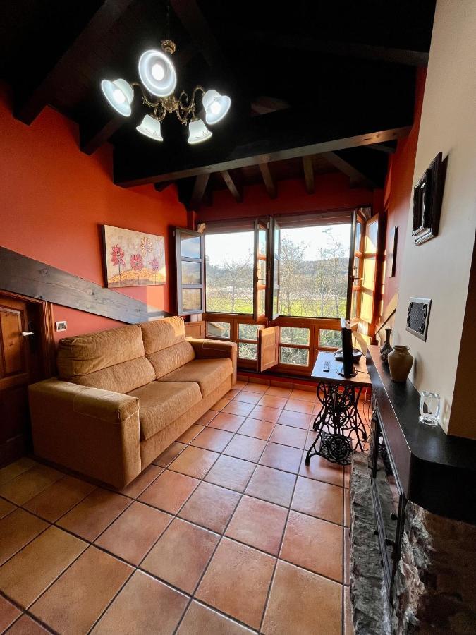 Apartamentos Turisticos Paseo De La Alameda Вальявисьоса Экстерьер фото