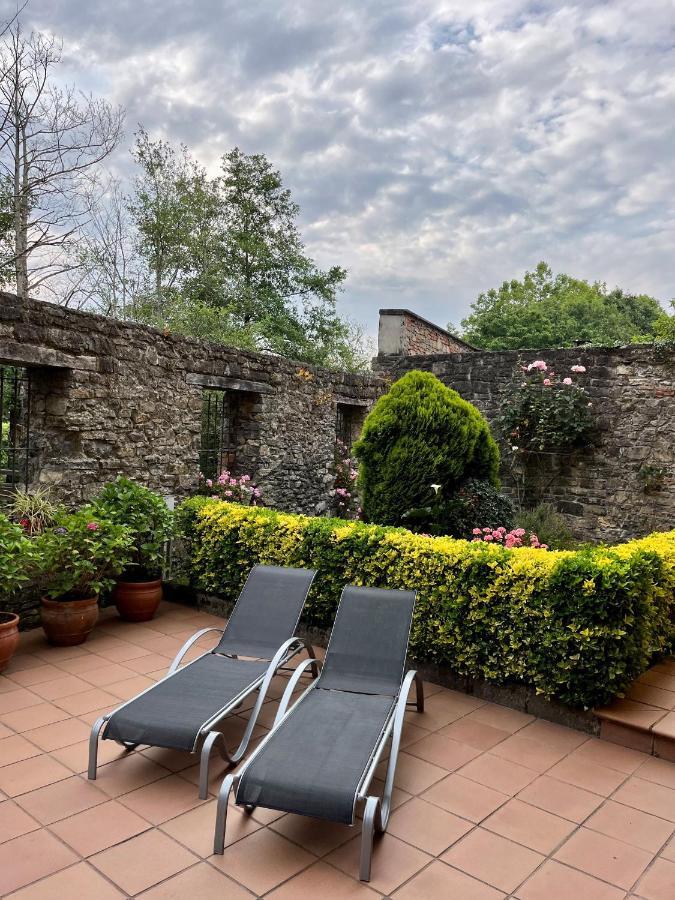 Apartamentos Turisticos Paseo De La Alameda Вальявисьоса Экстерьер фото